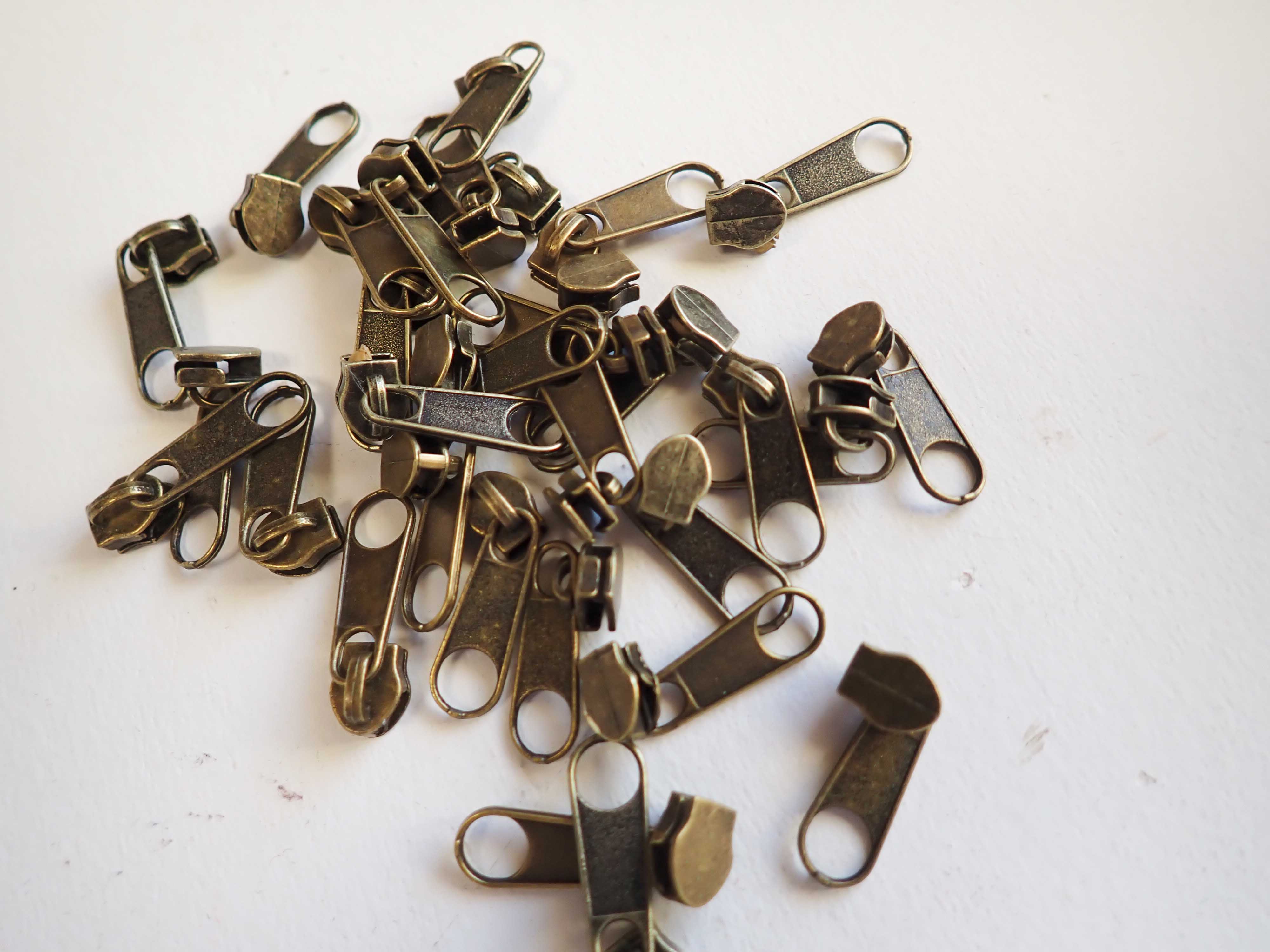 jezdec k zipu STAROMOSAZNÝ