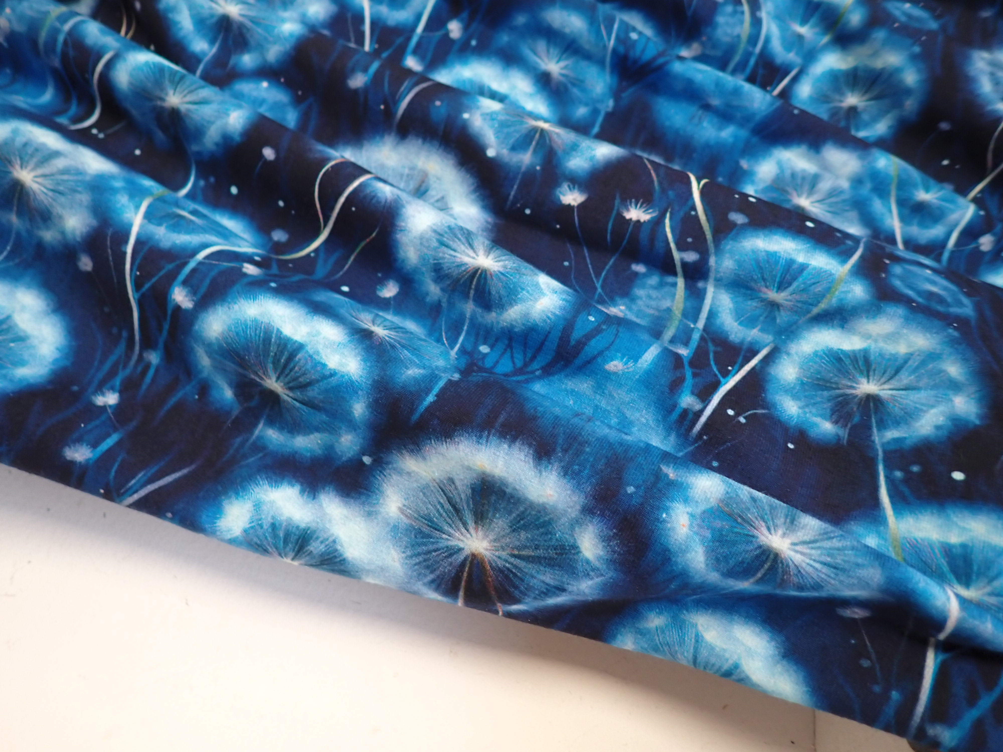 LÁTKA - TEPLÁKOVINA - FOTOTISK - CHMÝŘÍ