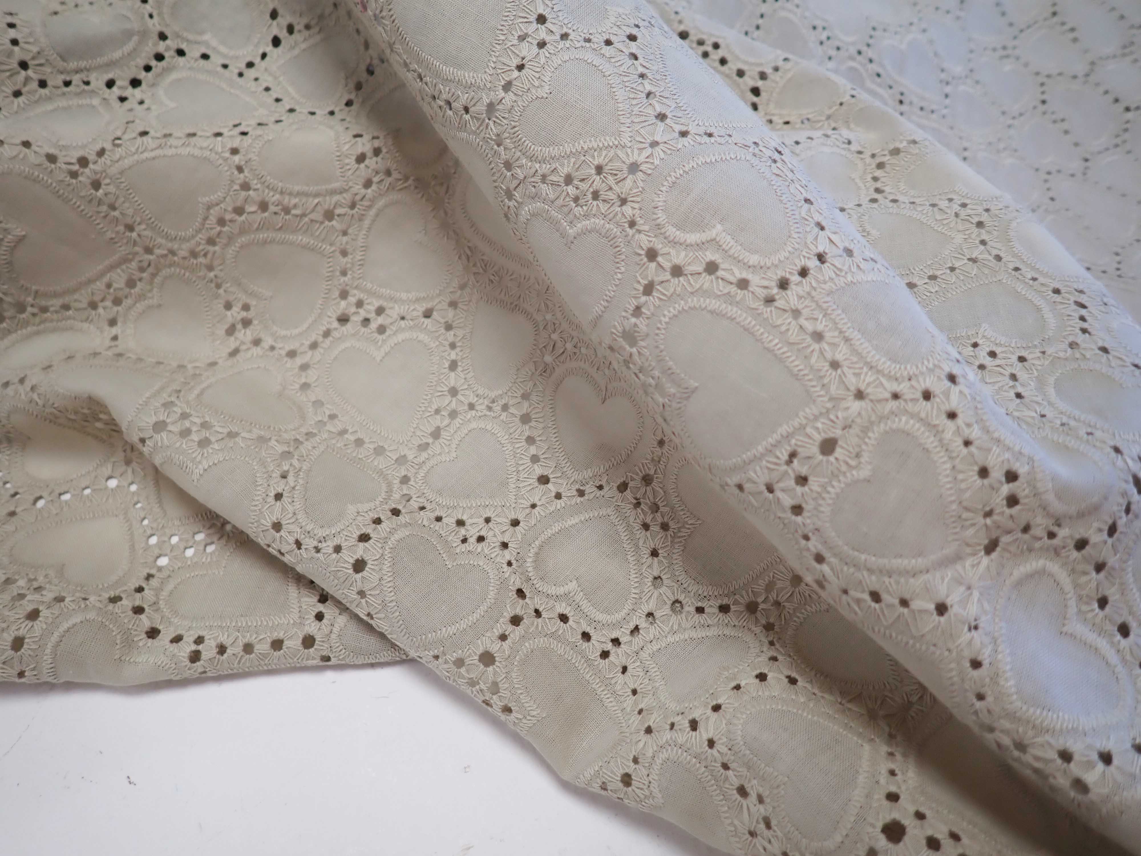 LÁTKA - MADEIRA - BÉŽOVÁ - SRDÍČKA