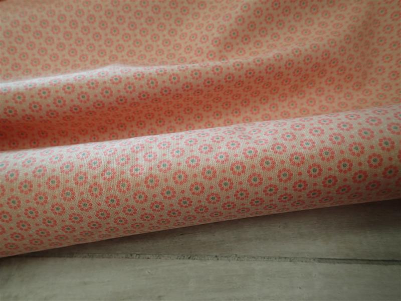 LÁTKA - RŮŽOVÁ + KYTIČKY