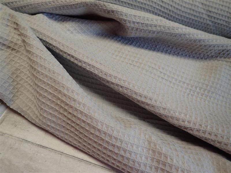 látka - WAFFLE - SVĚTLE ŠEDÁ