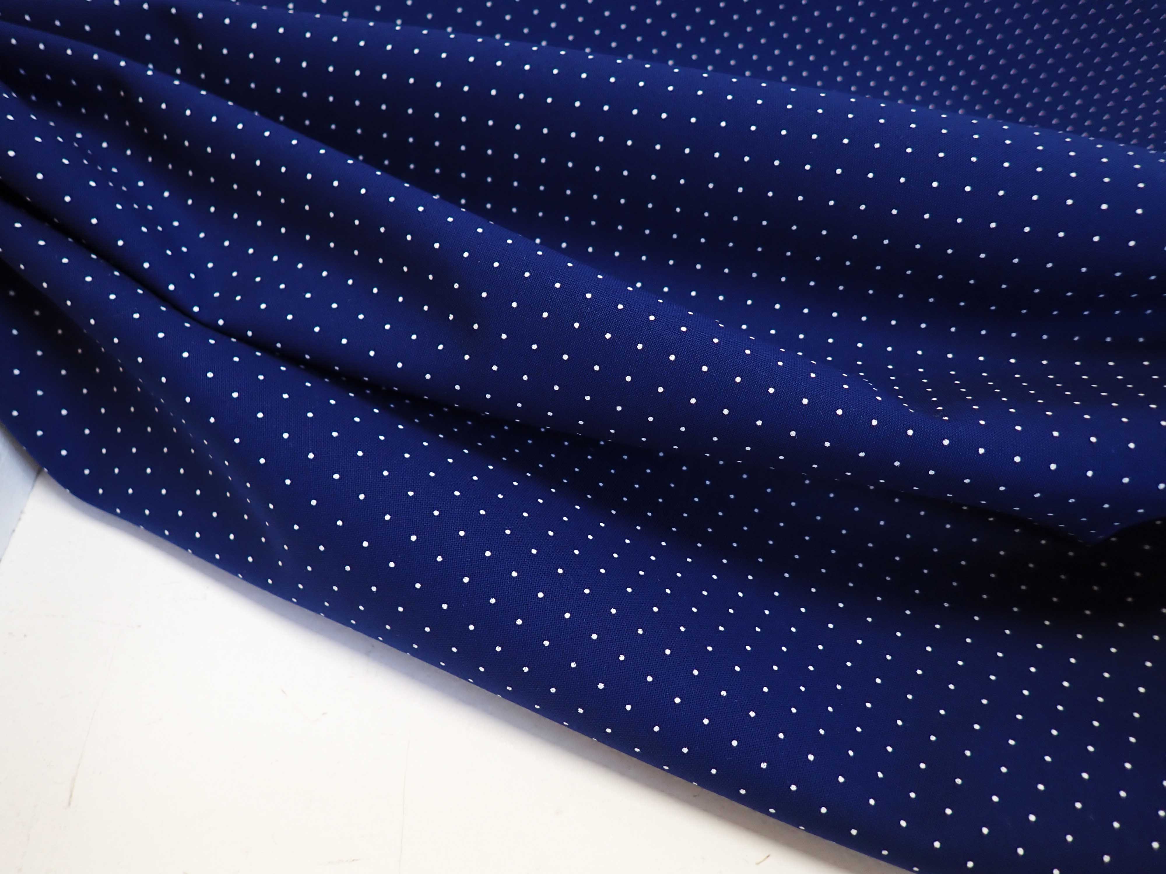 LÁTKA - TMAVĚ MODRÁ + BÍLÝ PUNTÍK