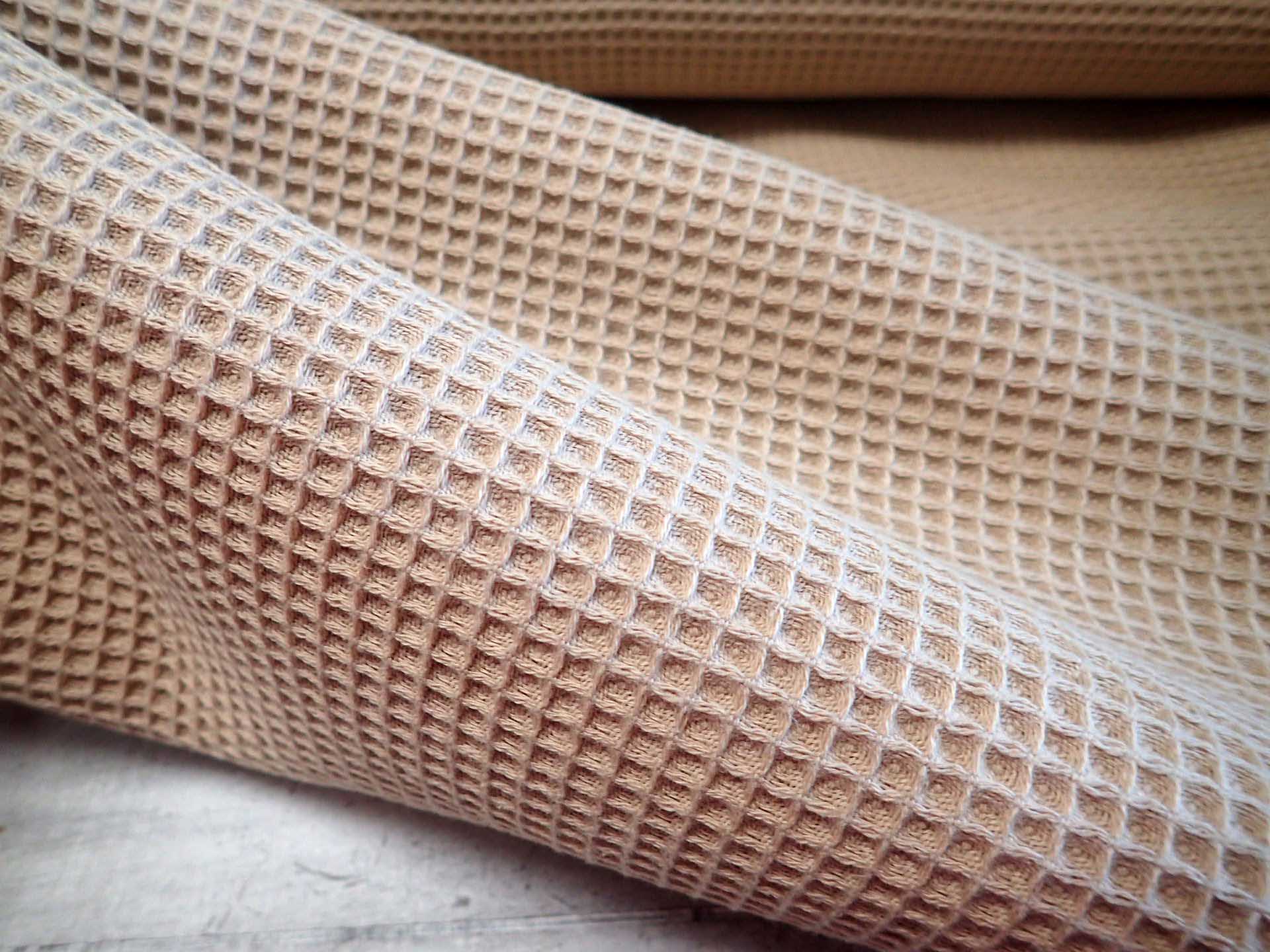 LÁTKA - WAFFLE - BÉŽOVÁ