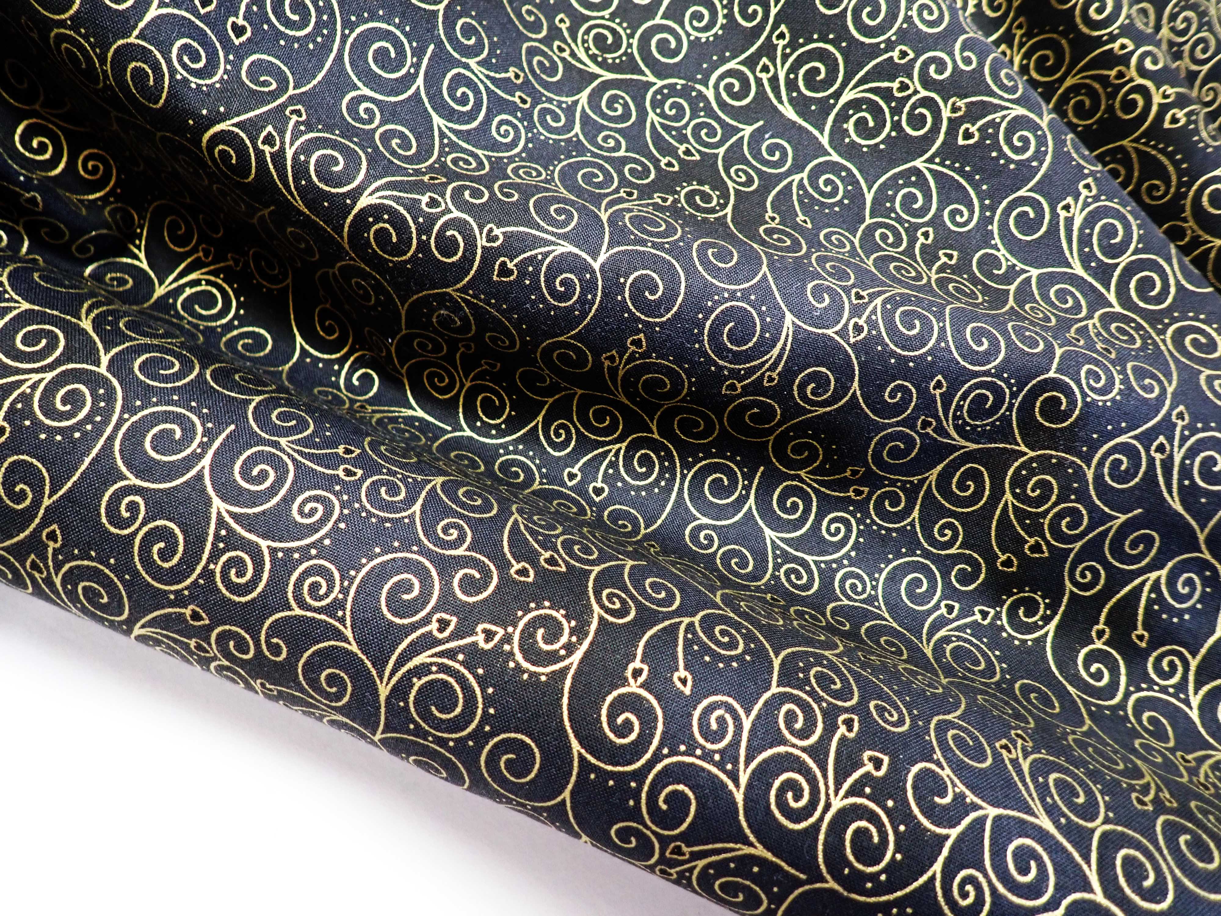 LÁTKA - VÁNOČNÍ - ČERNÁ + ZLATÉ ORNAMENTY