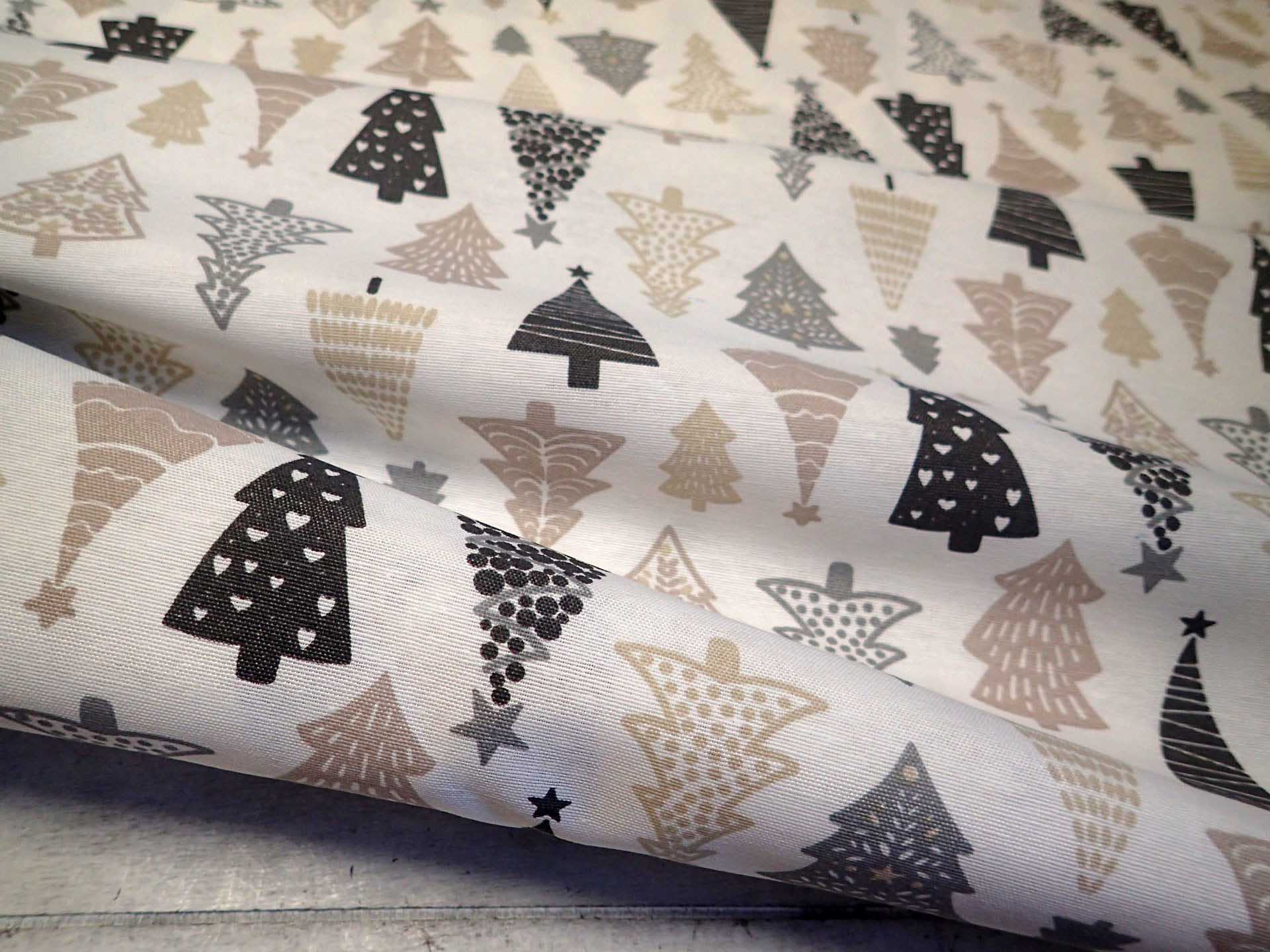 LÁTKA - VÁNOČNÍ STROMEČKY - POTAHOVKA