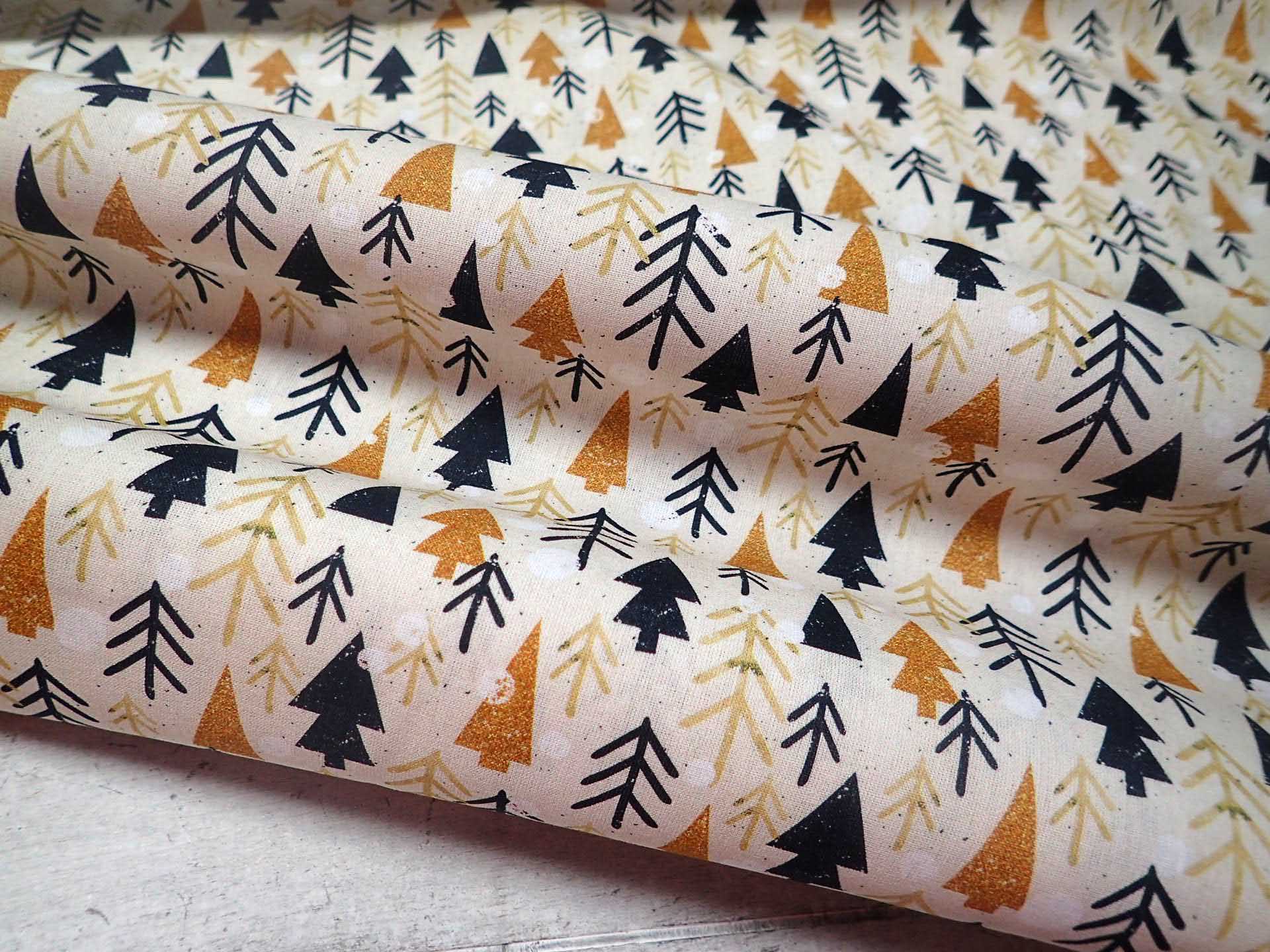 LÁTKA - VÁNOČNÍ - POPELÍN - STROMEČKY