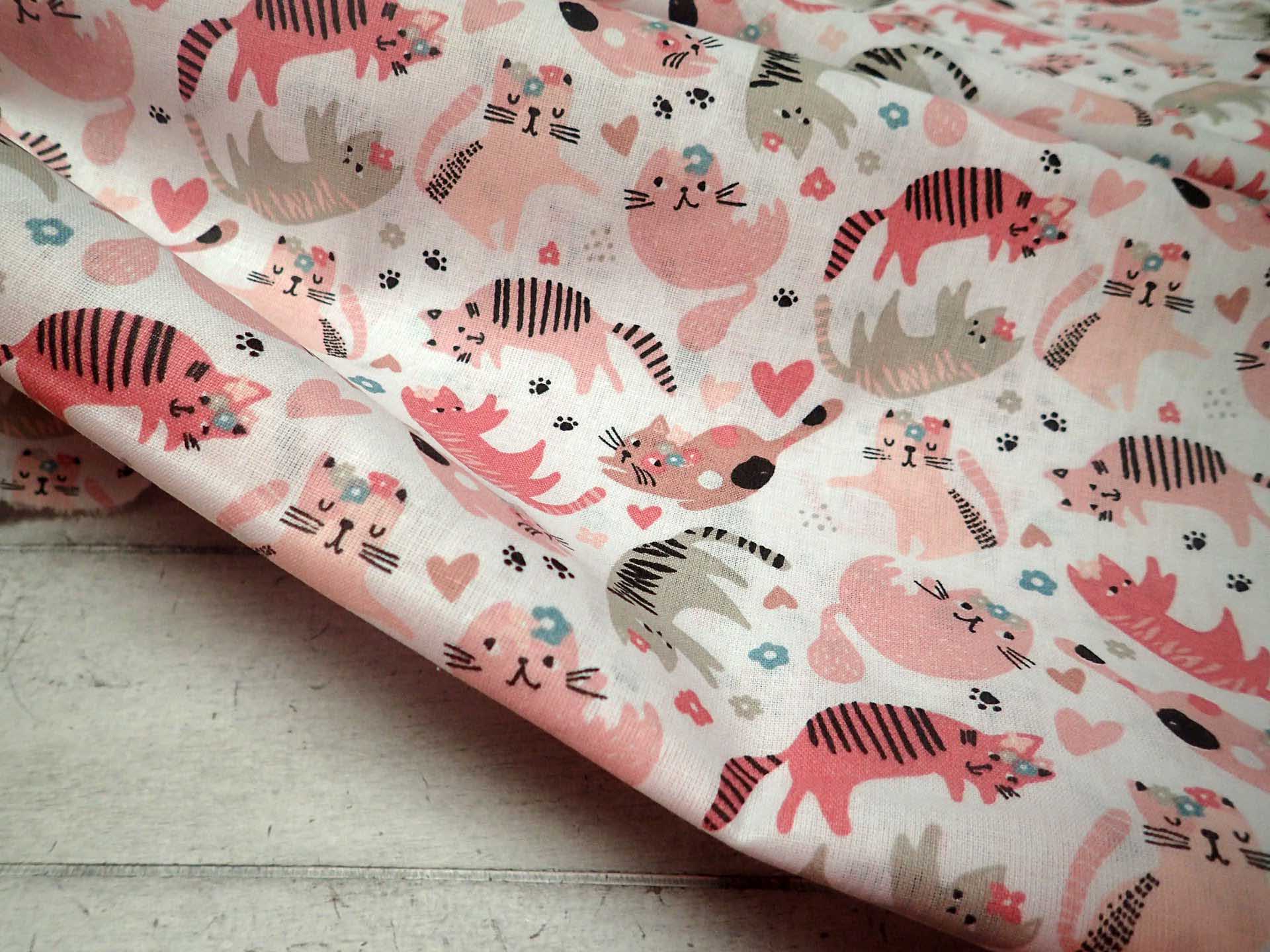 LÁTKA - POPELÍN - KOČKY