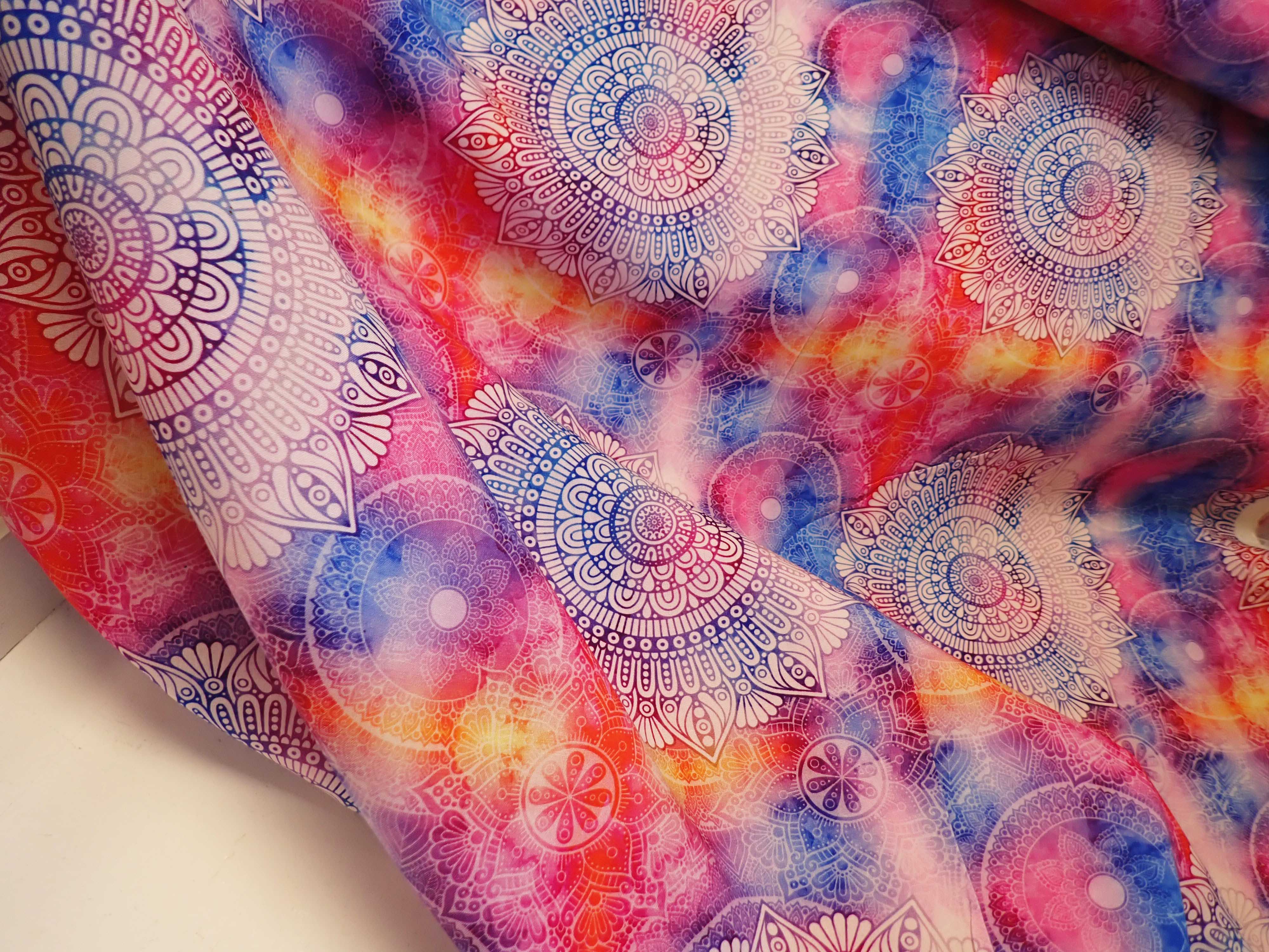 LÁTKA - UMĚLÉ HEDVÁBÍ - FOTOTISK - MANDALY