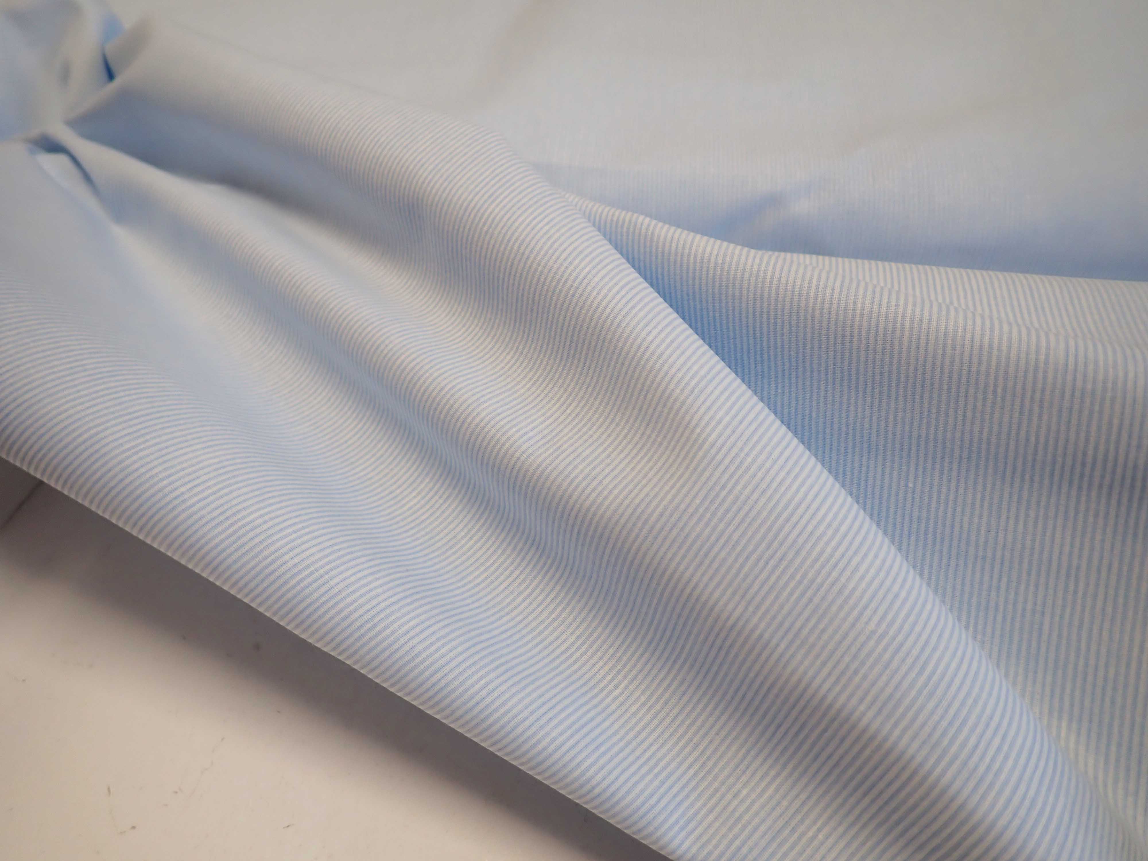 LÁTKA  - SVĚTLE MODRÝ ÚZKÝ PROUŽEK