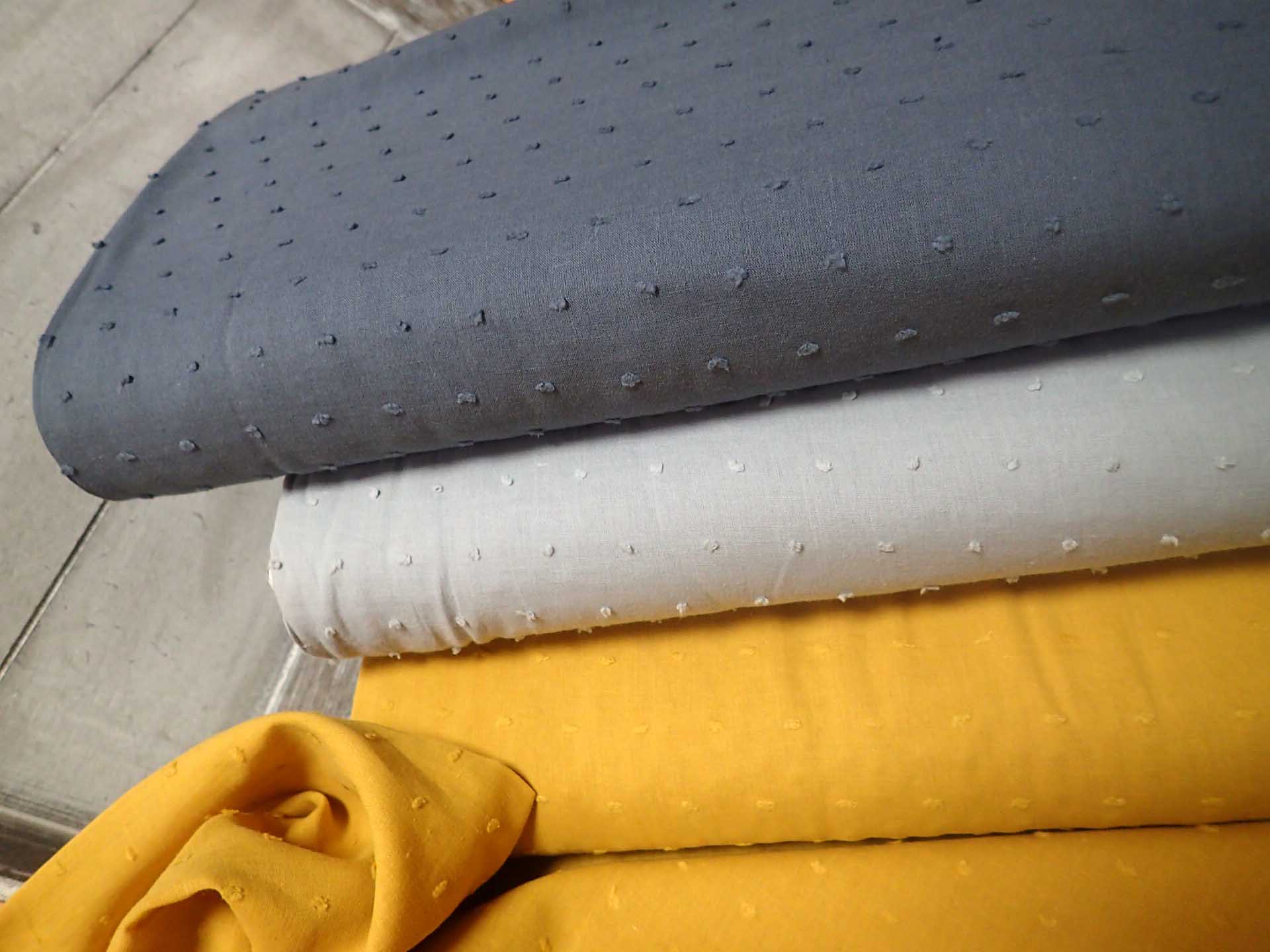 LÁTKA - POPELÍN - TMAVĚ ŠEDÝ