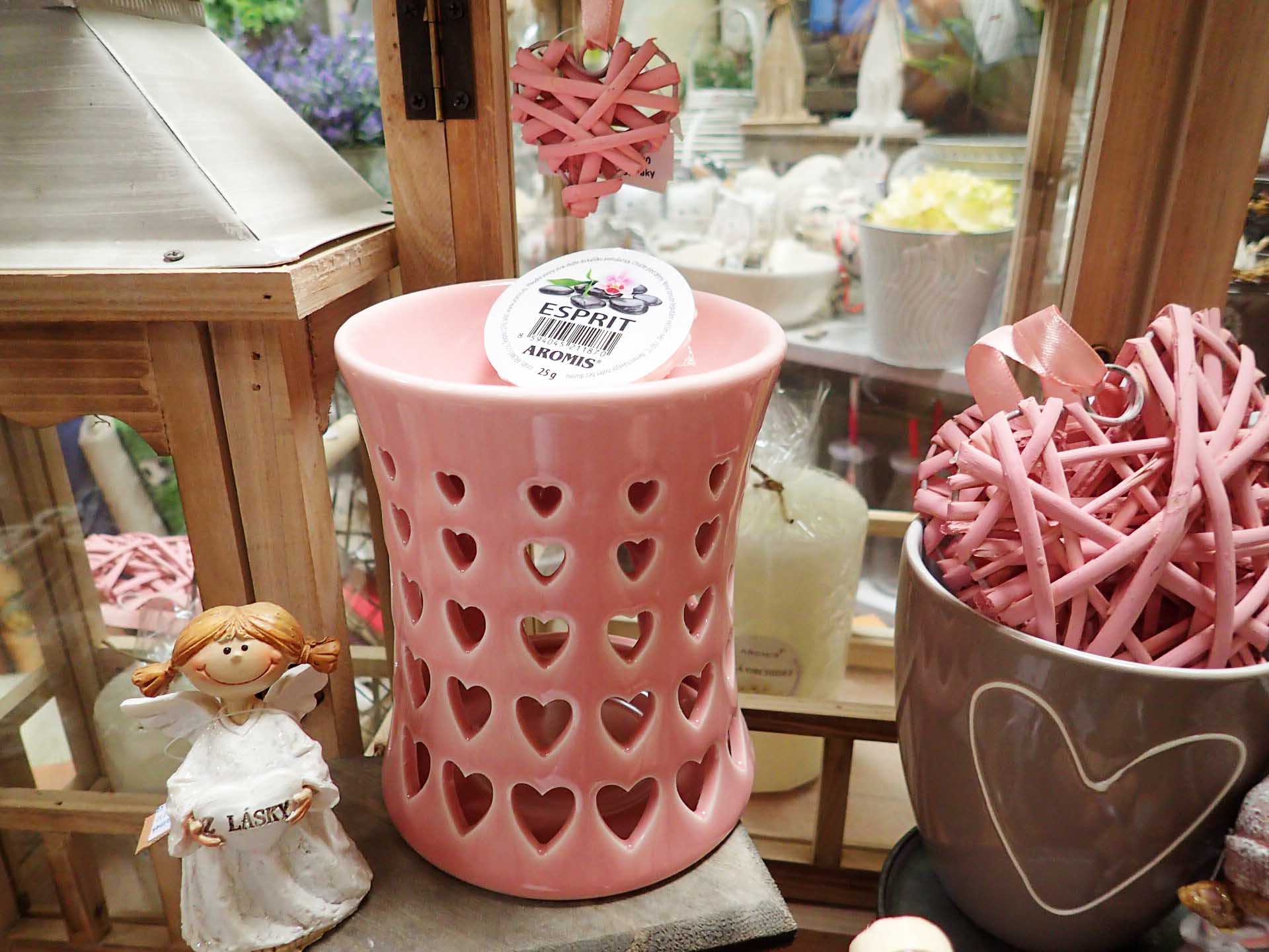 AROMALAMPA - RŮŽOVÁ - SRDÍČKA