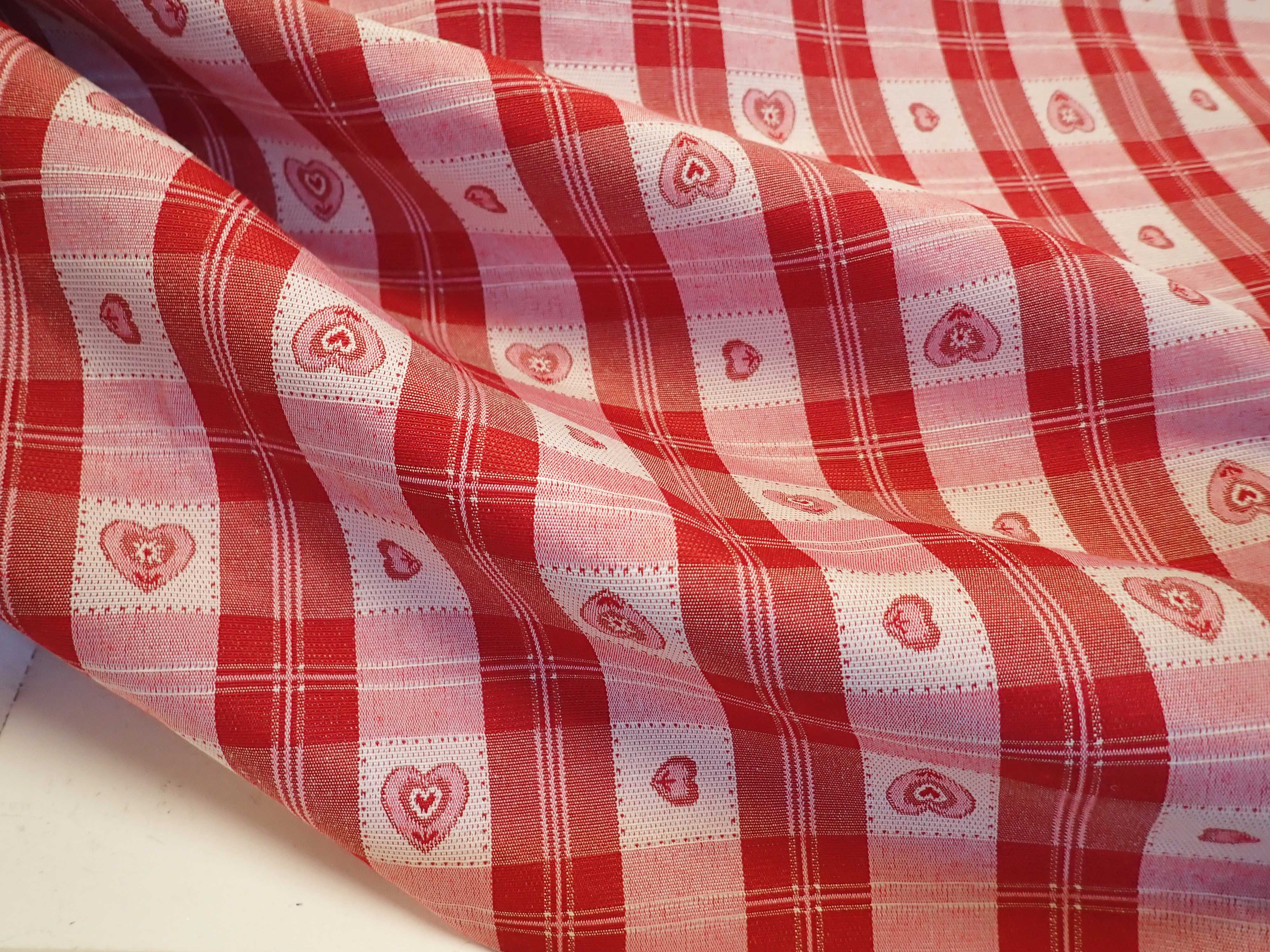 LÁTKA - ČERVENÉ KOSTKY + SRDÍČKA