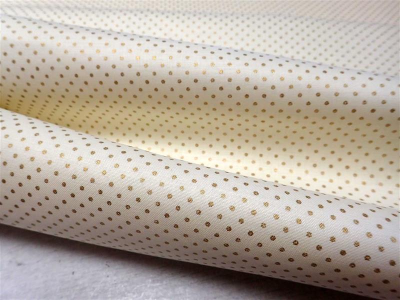 LÁTKA - VÁNOČNÍ - SMETANOVÁ + ZLATÉ PUNTÍKY