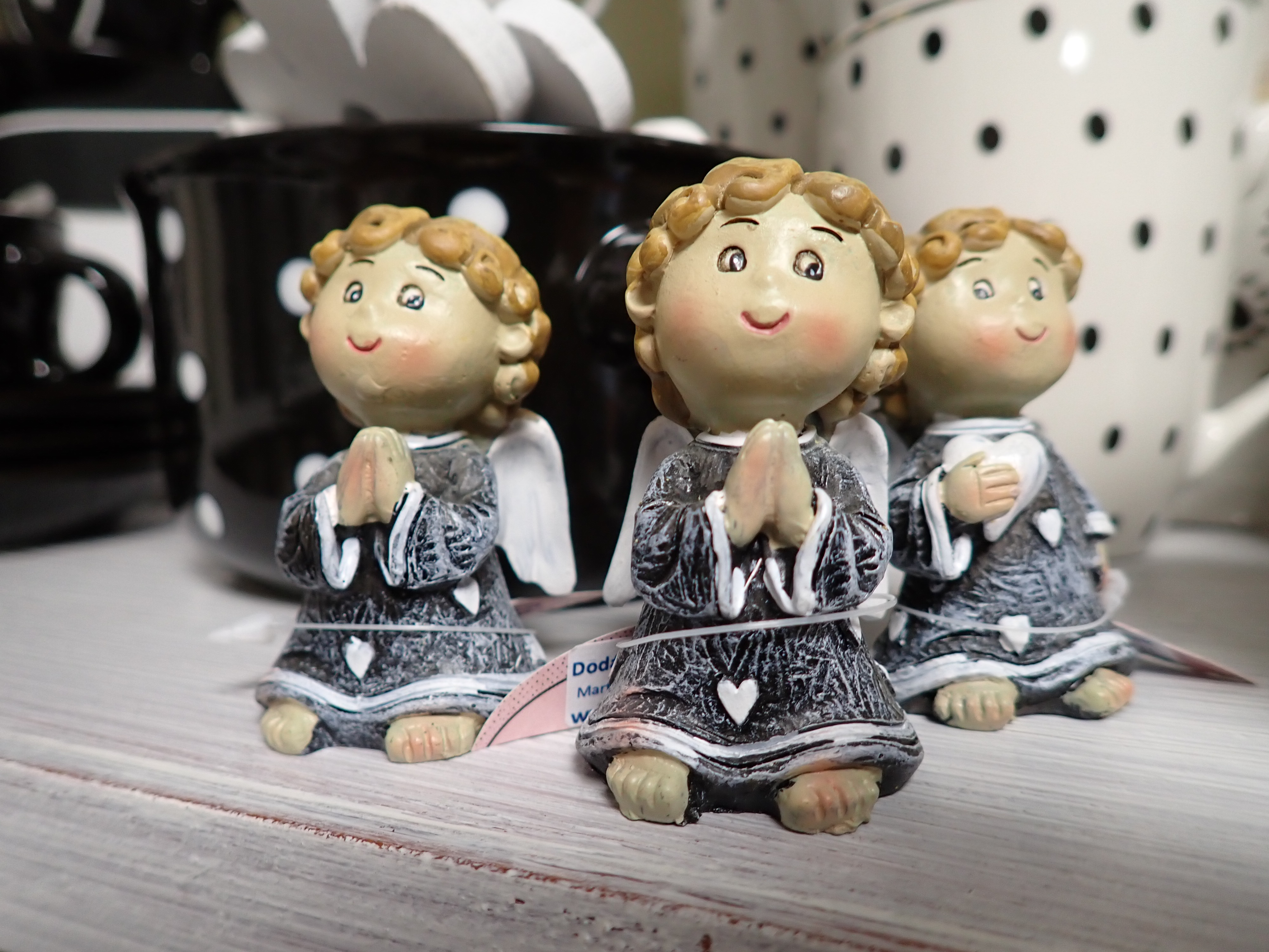 ANDĚL - ANDÍLEK - ŠEDÝ