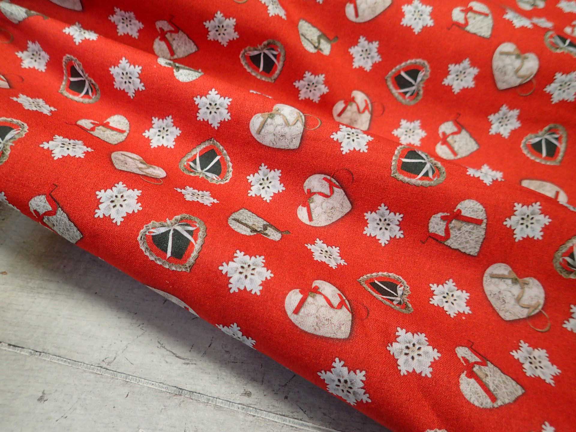 LÁTKA - VÁNOČNÍ - SRDÍČKA + HVĚZDIČKY + STROMEČKY