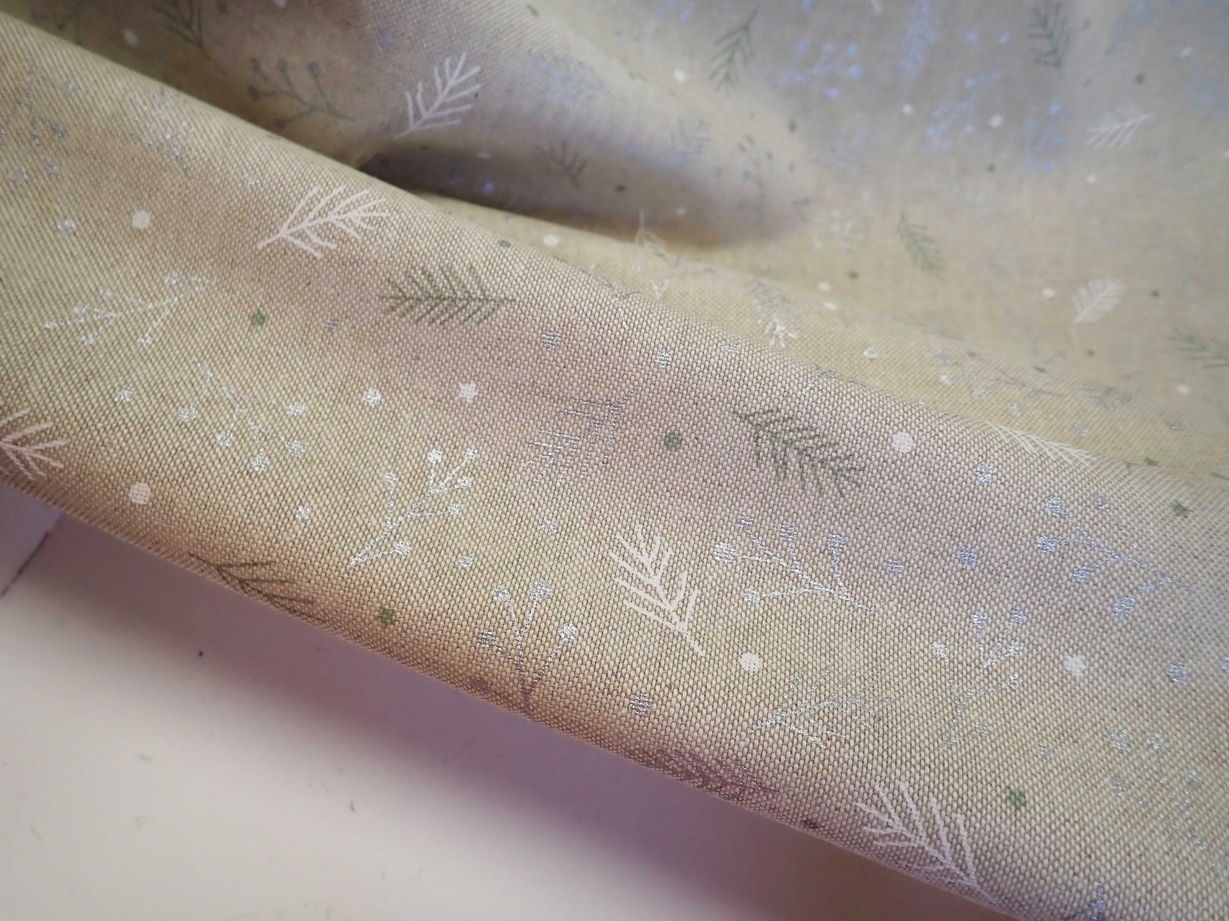 LÁTKA - REŽNÁ - VÁNOČNÍ - VĚTVIČKY - STŘÍBRNÁ