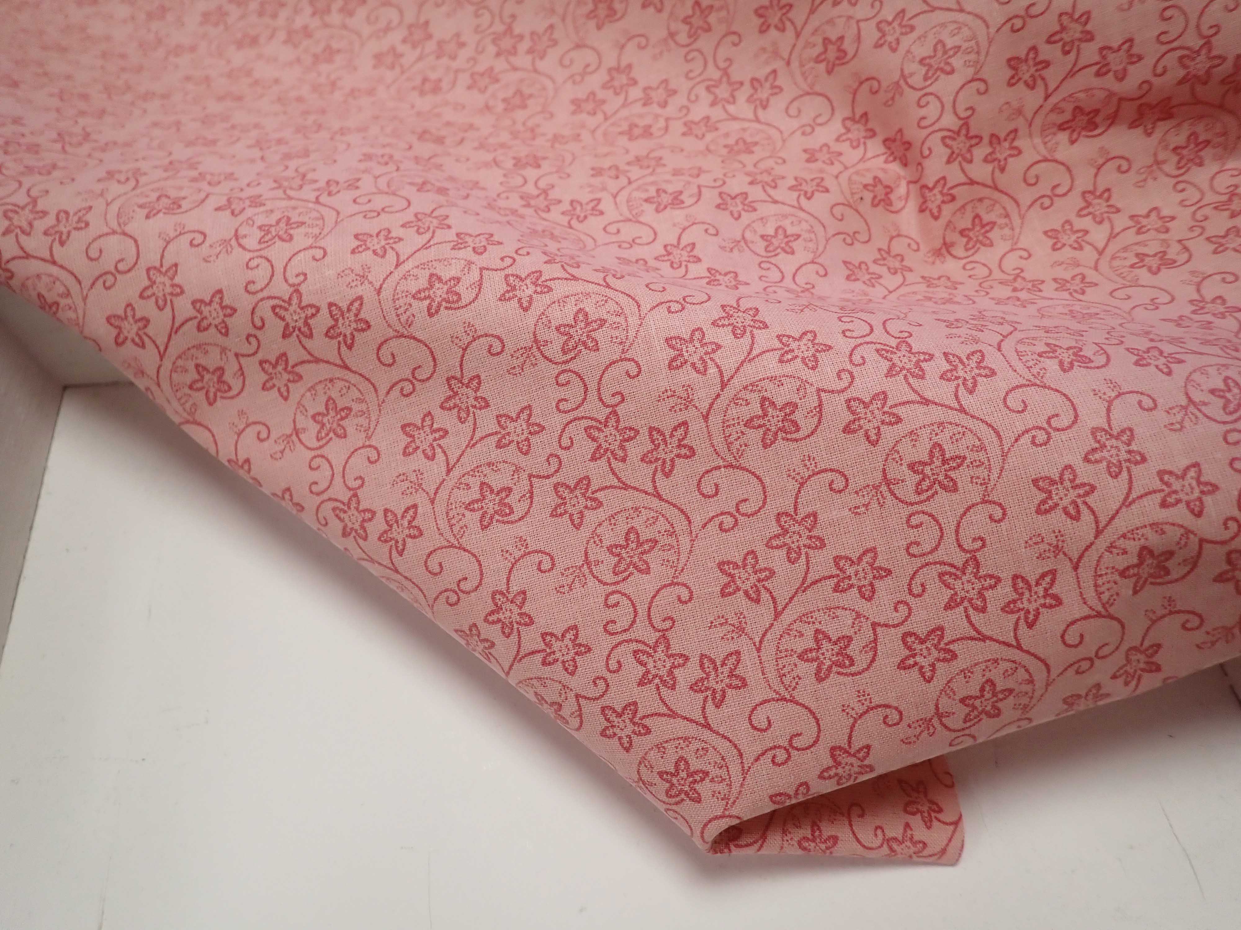 LÁTKA - RŮŽOVÉ KYTIČKY