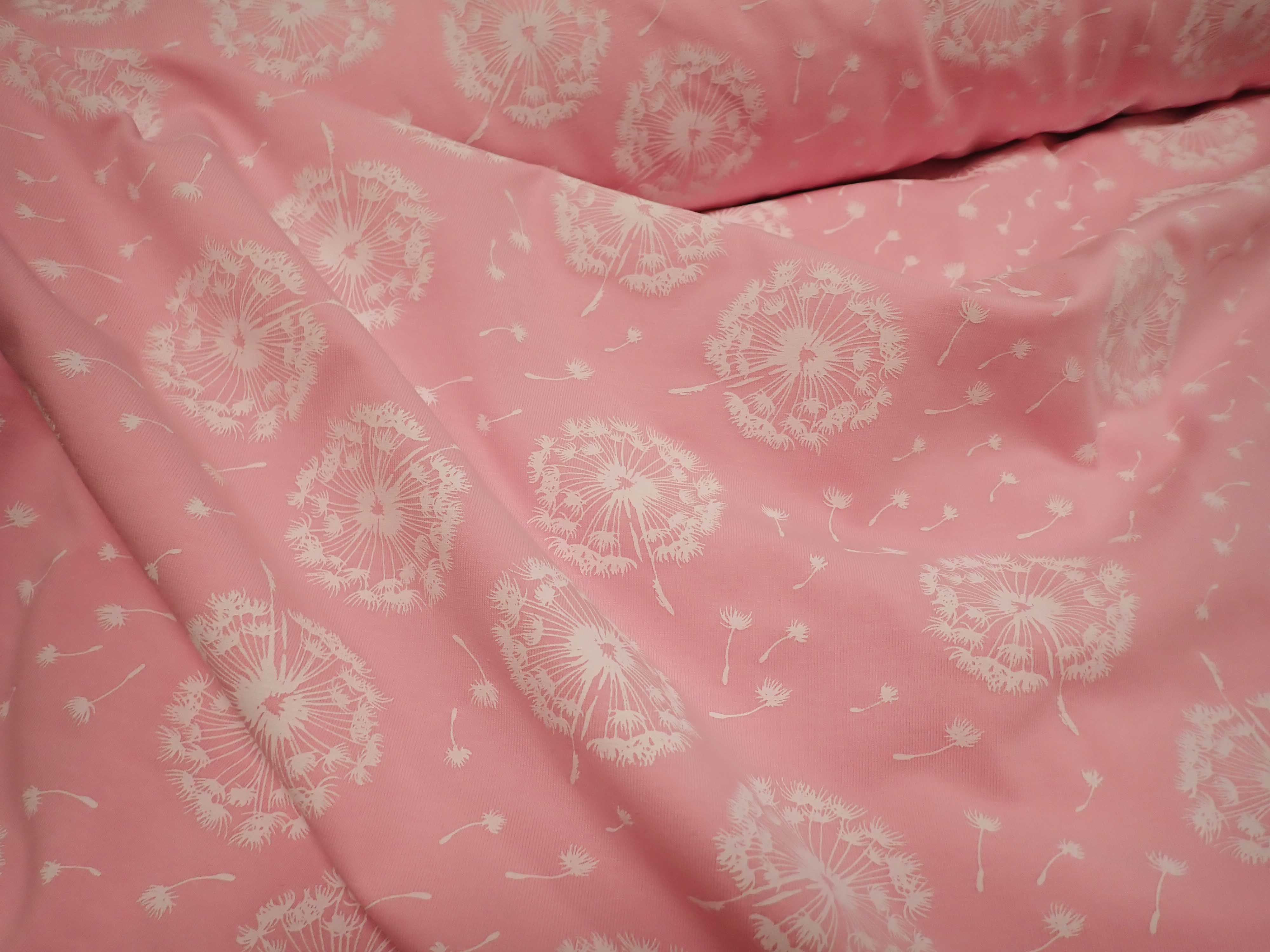 PLETENINA - JERSEY - RŮŽOVÁ + BÍLÉ CHMÝŘÍ