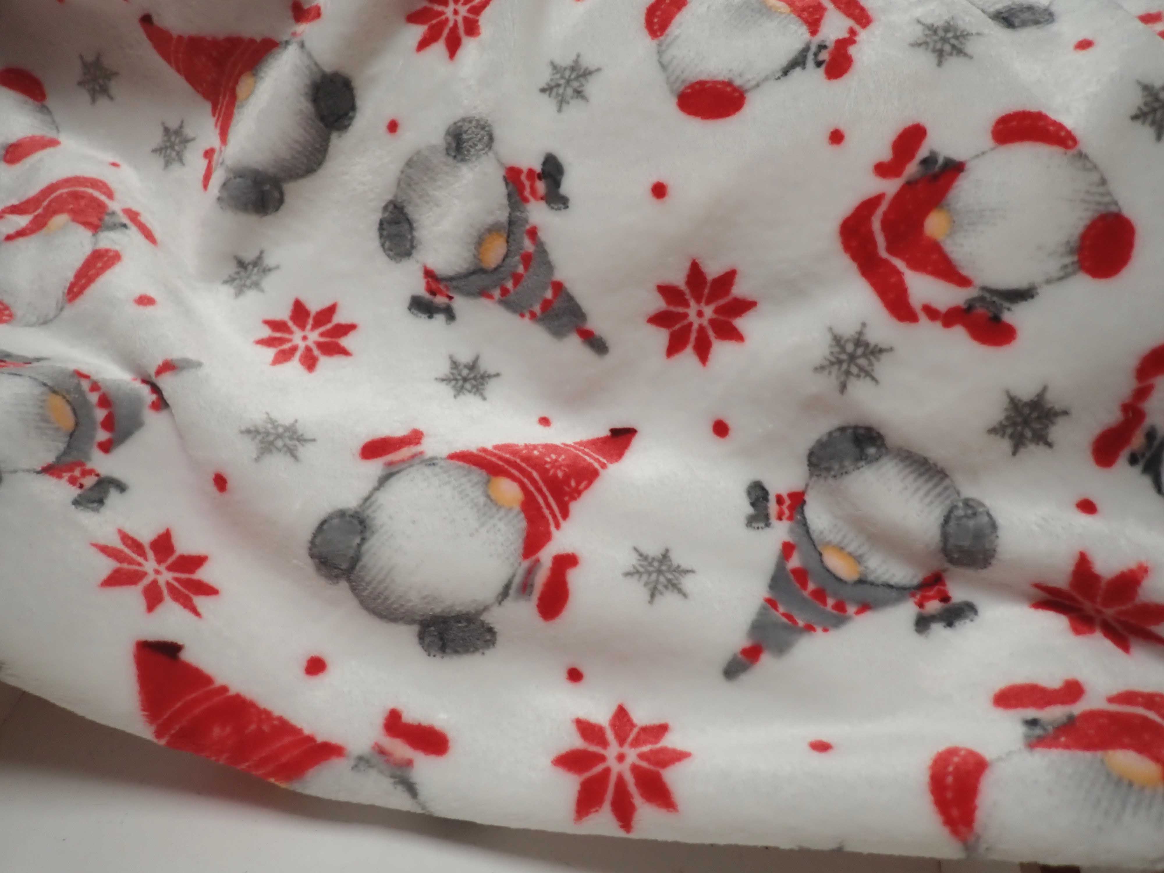 LÁTKA FLEECE - VÁNOČNÍ - SKŘÍTCI