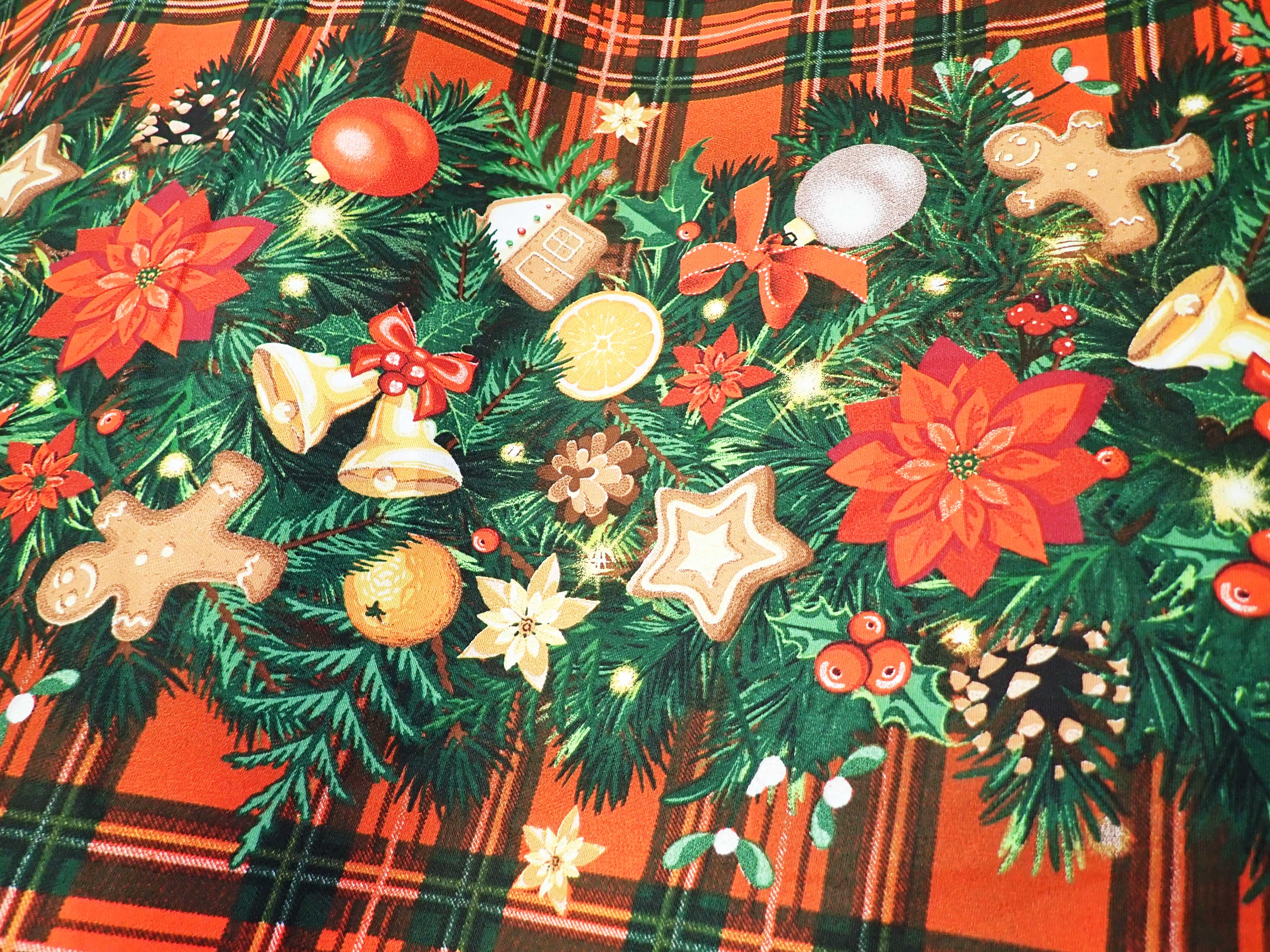 LÁTKA - VÁNOČNÍ - PRŮBĚŽNÝ PRUH