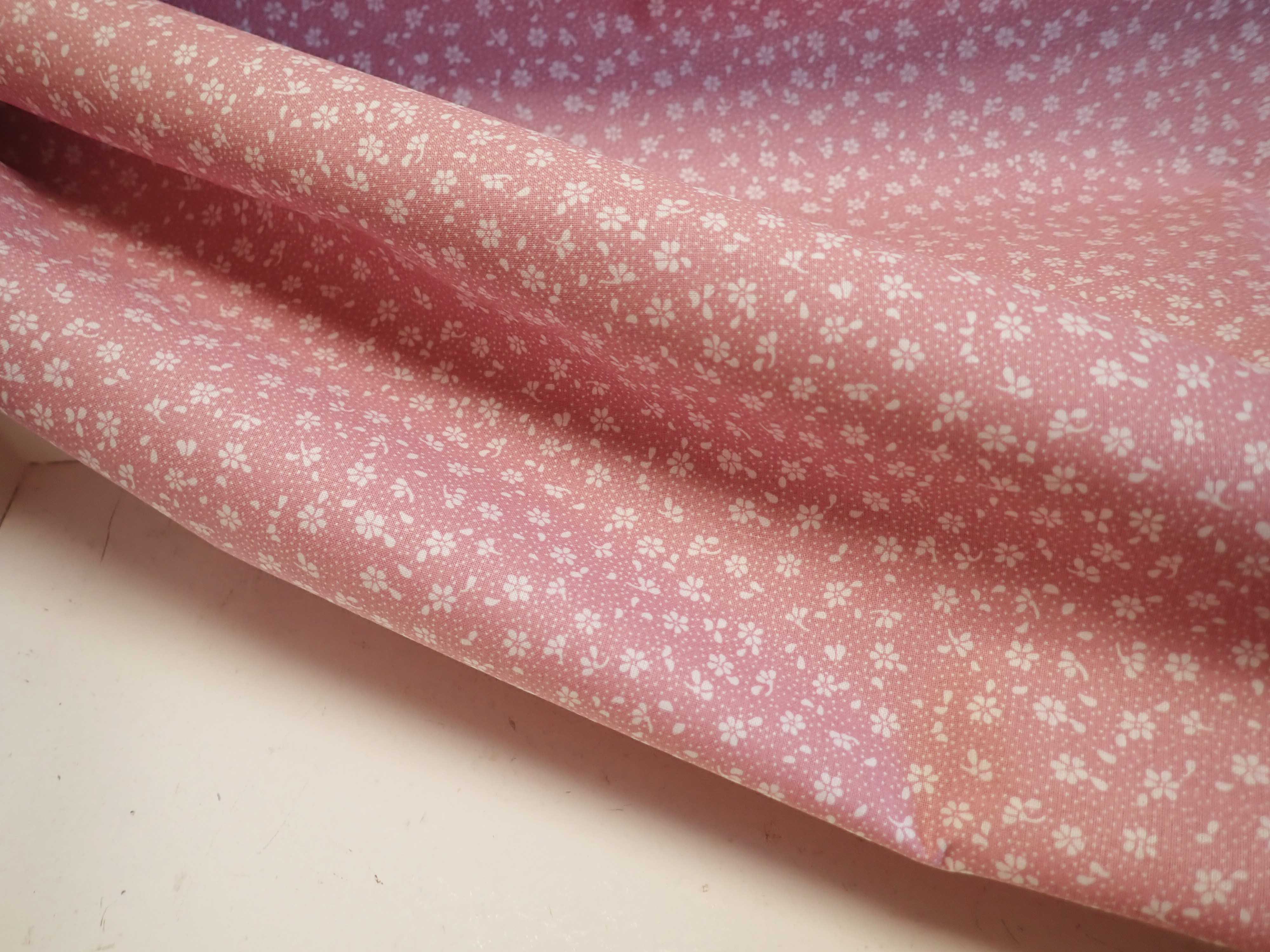 LÁTKA - STARORŮŽOVÉ KYTIČKY