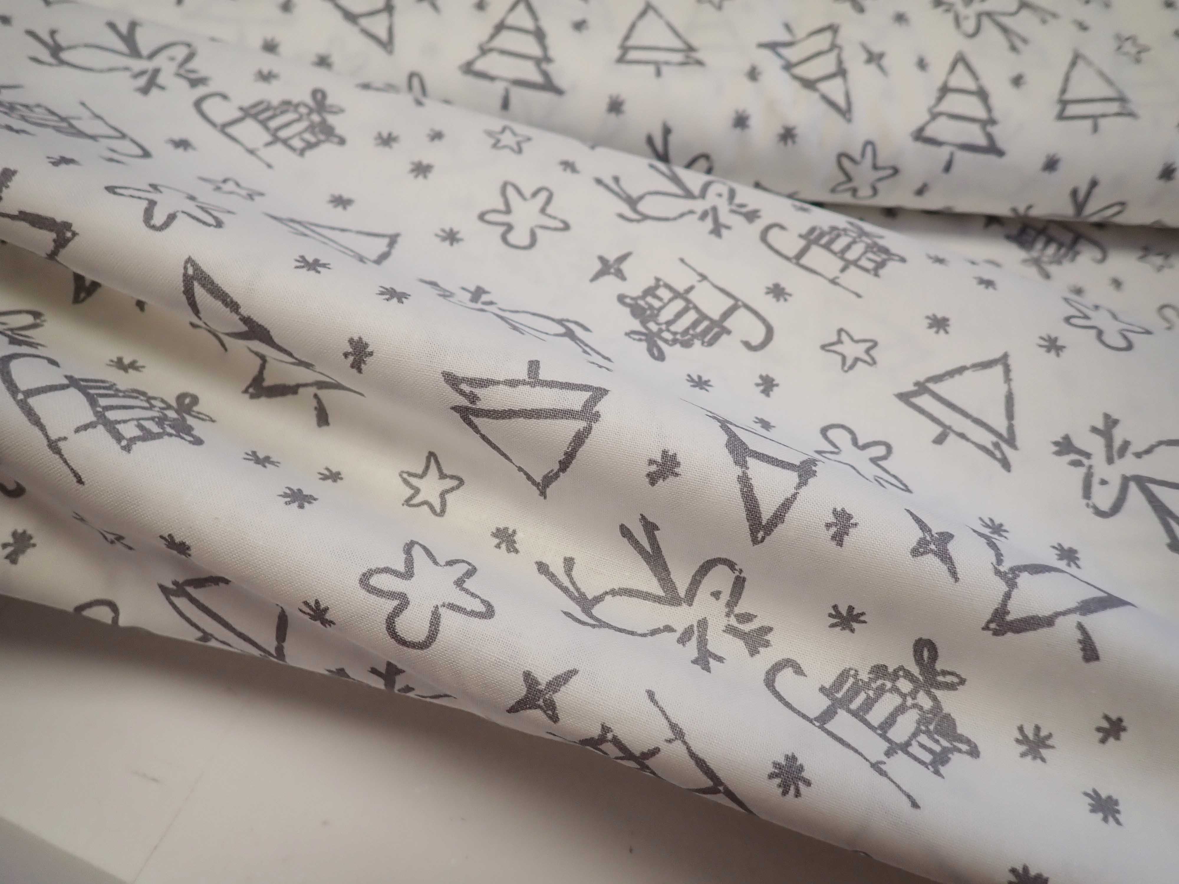 LÁTKA - BÍLÁ + ŠEDÉ SÁŇKY + STROMEČKY + VLOČKY