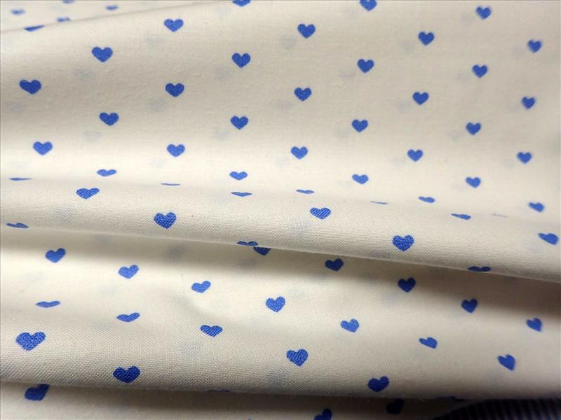 LÁTKA - SVĚTLE MODRÁ SRDÍČKA