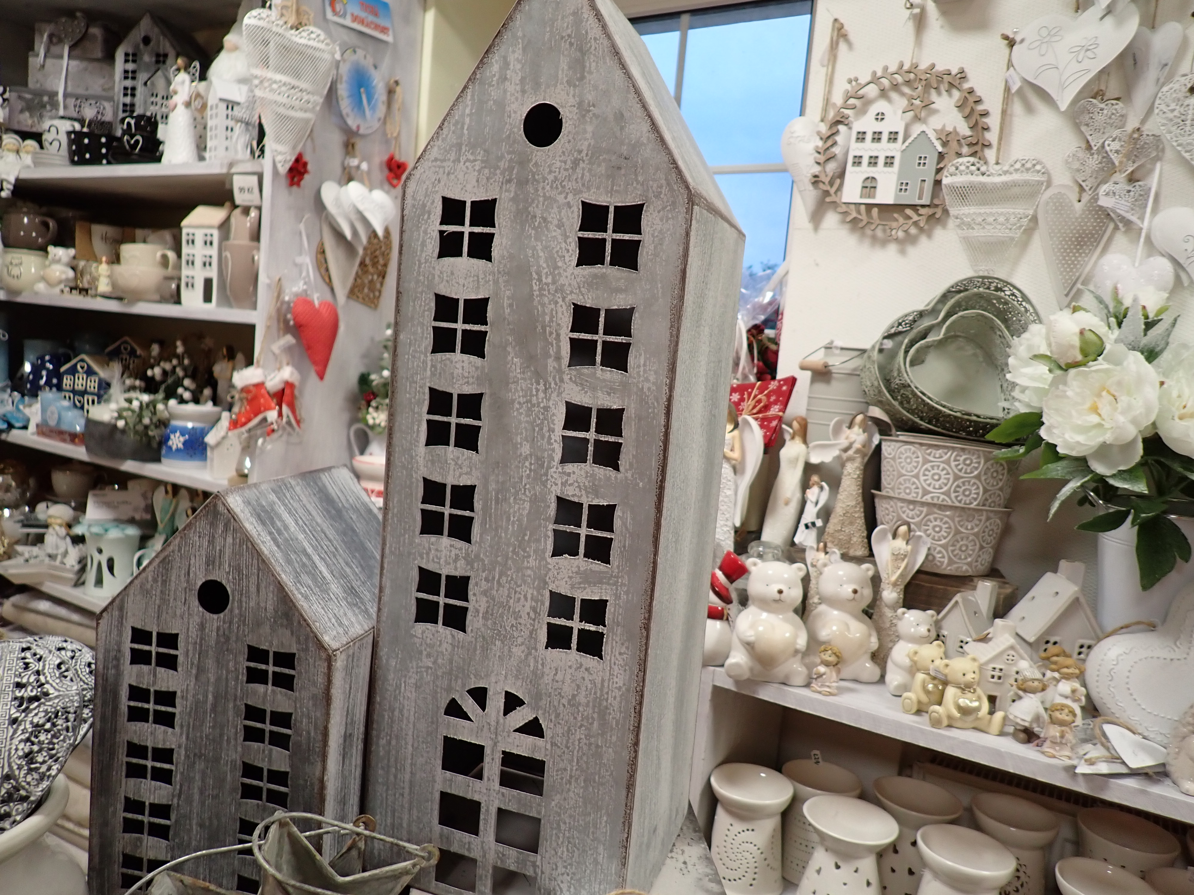 DEKORACE - PLECHOVÝ DOMEČEK - ŠEDÝ - VELKÝ