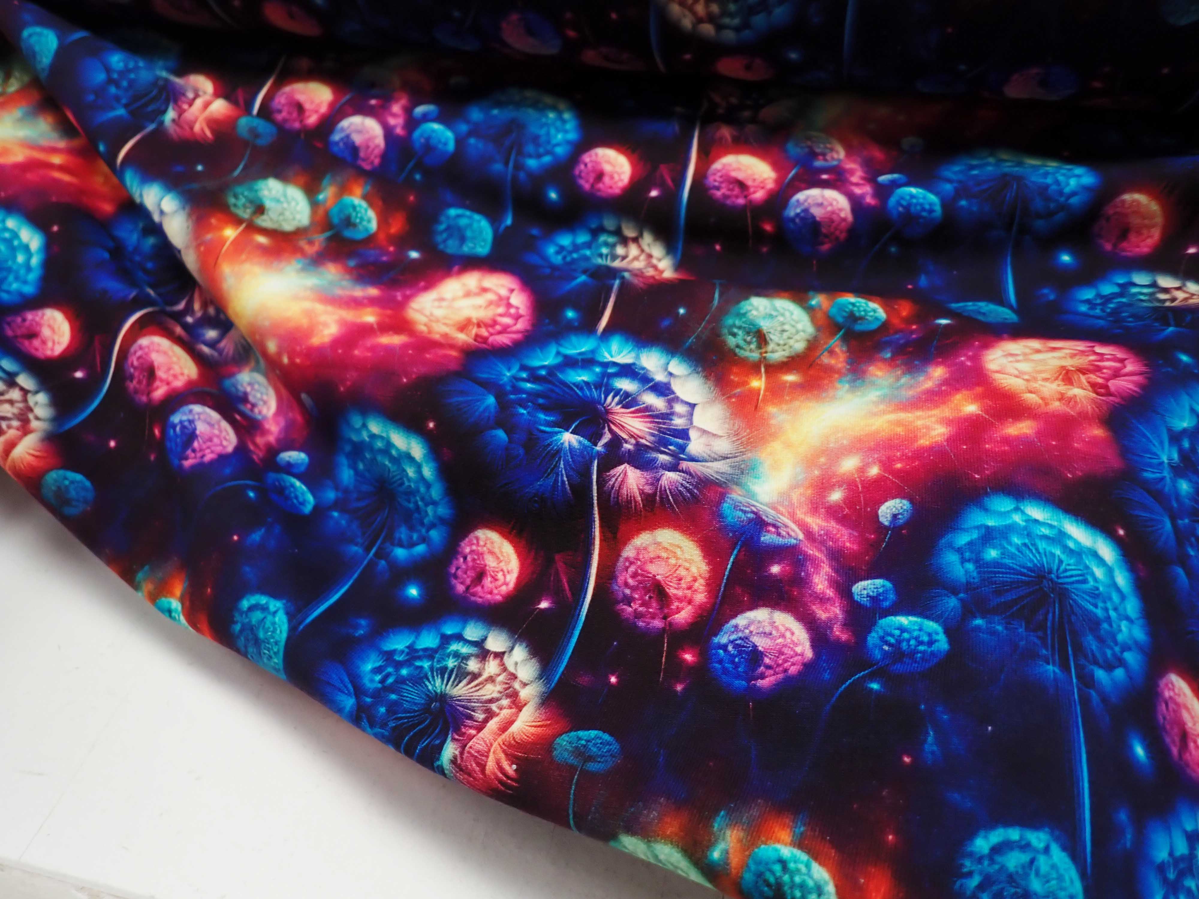 LÁTKA - TEPLÁKOVINA - FOTOTISK - BAREVNÉ CHMÝŘÍ