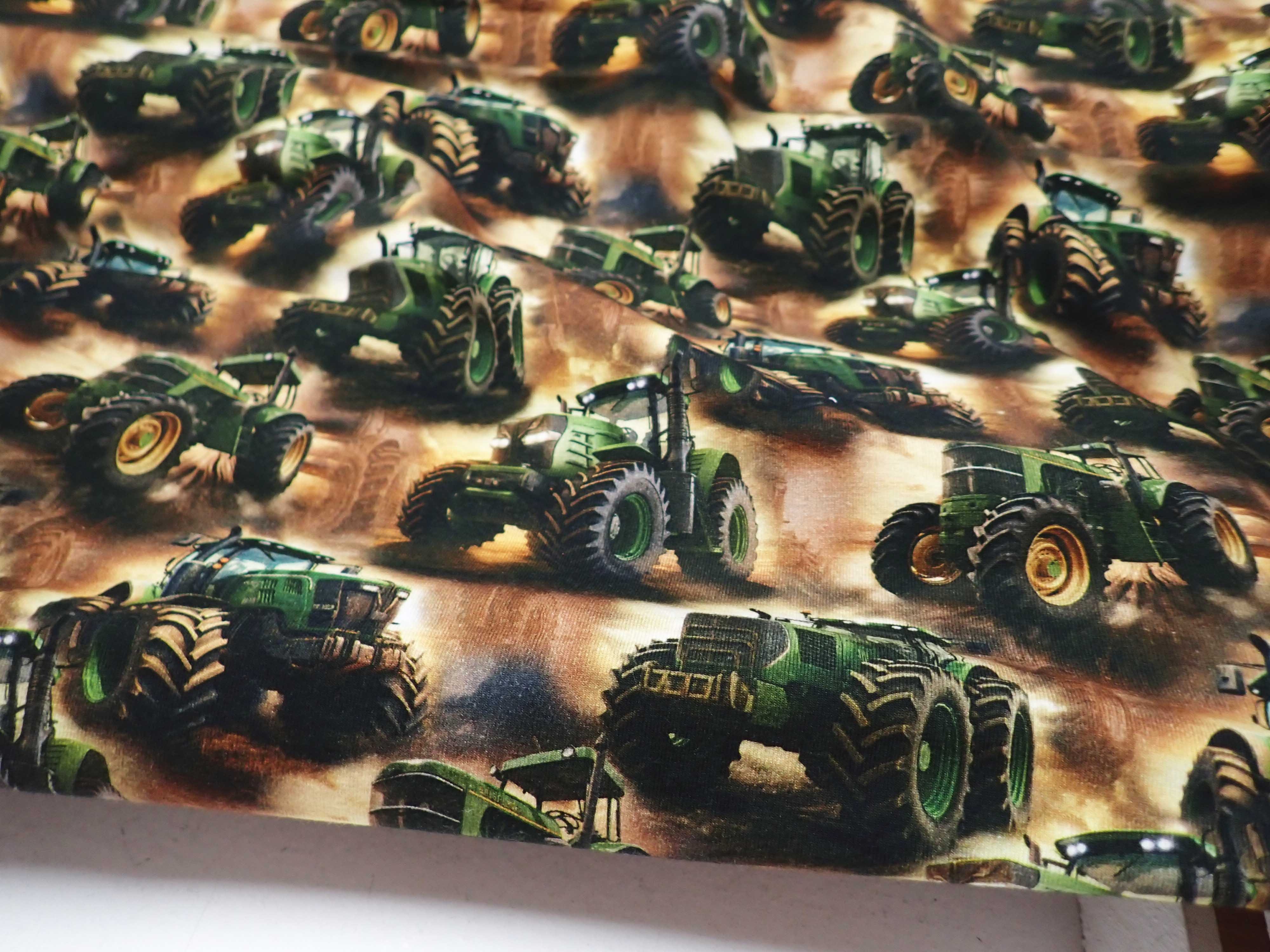 LÁTKA - TEPLÁKOVINA - FOTOTISK - TRAKTORY