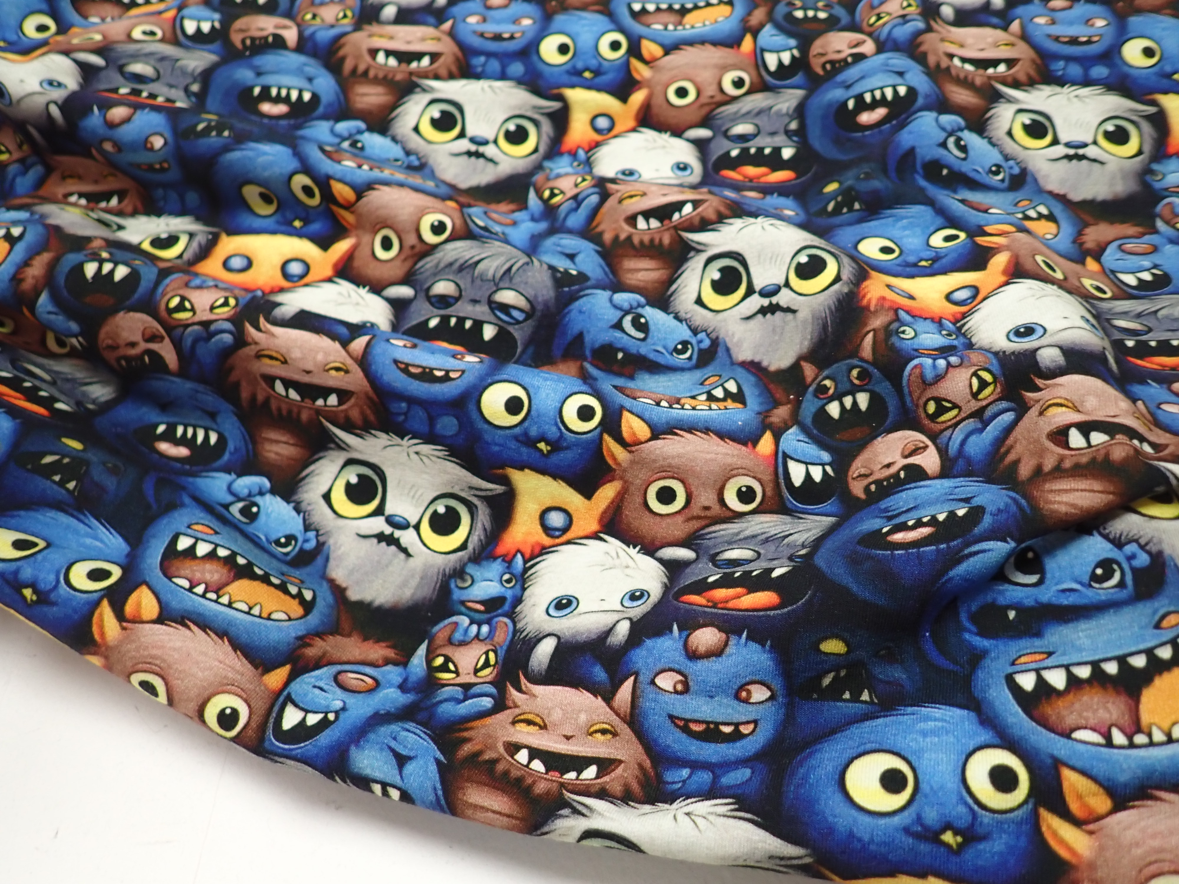 LÁTKA - TEPLÁKOVINA - FOTOTISK - PŘÍŠERKY