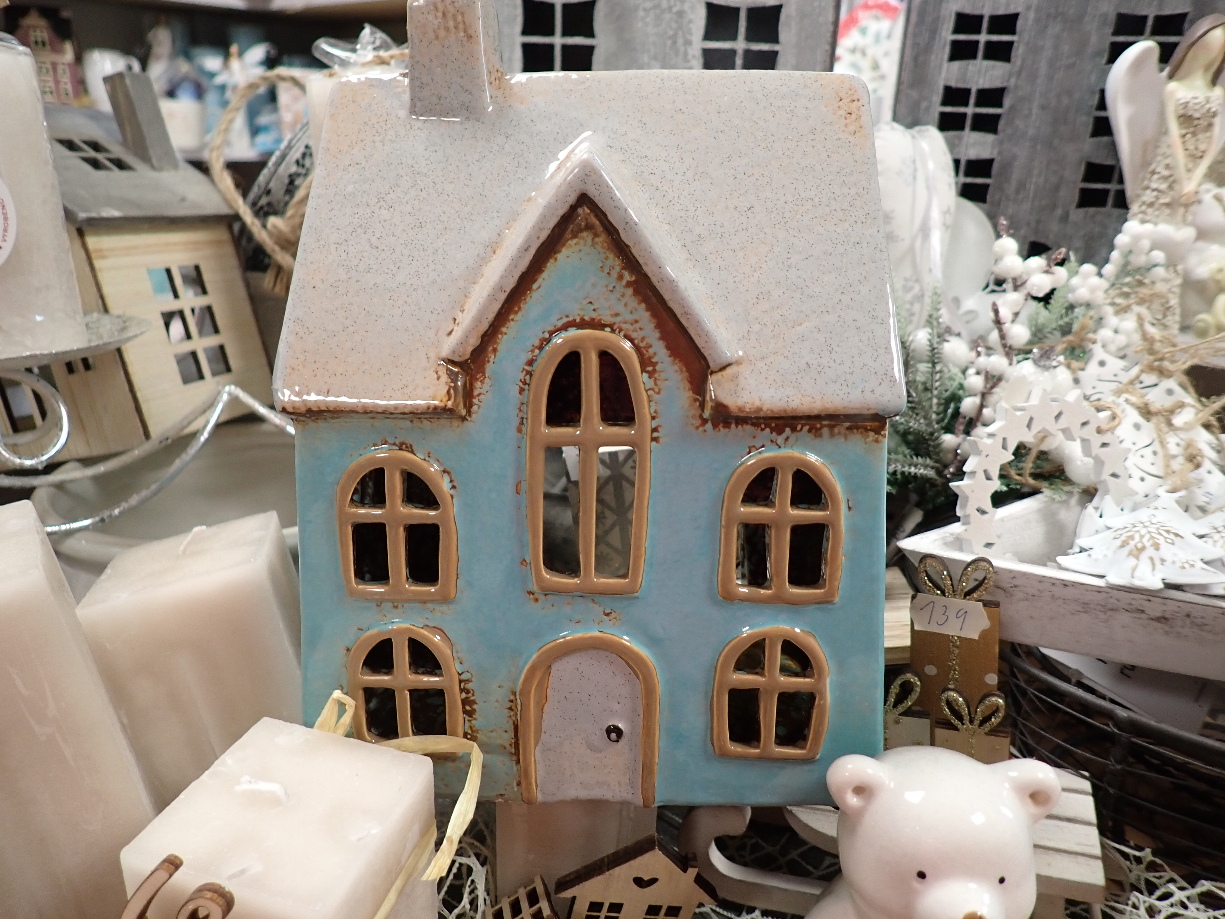 DEKORACE - KERAMICKÝ DOMEČEK 