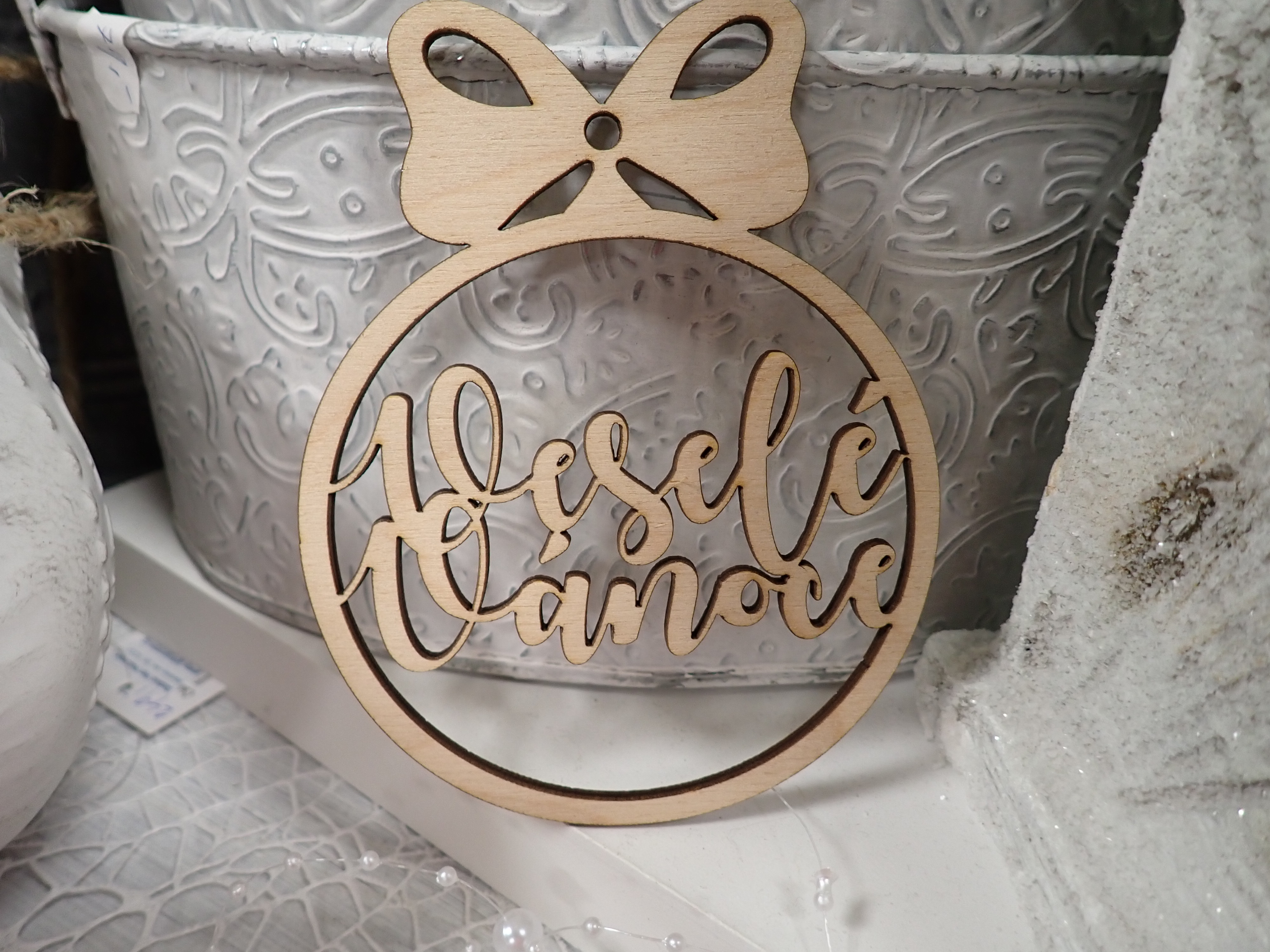 Nápis - KOULIČKA - VESELÉ VÁNOCE