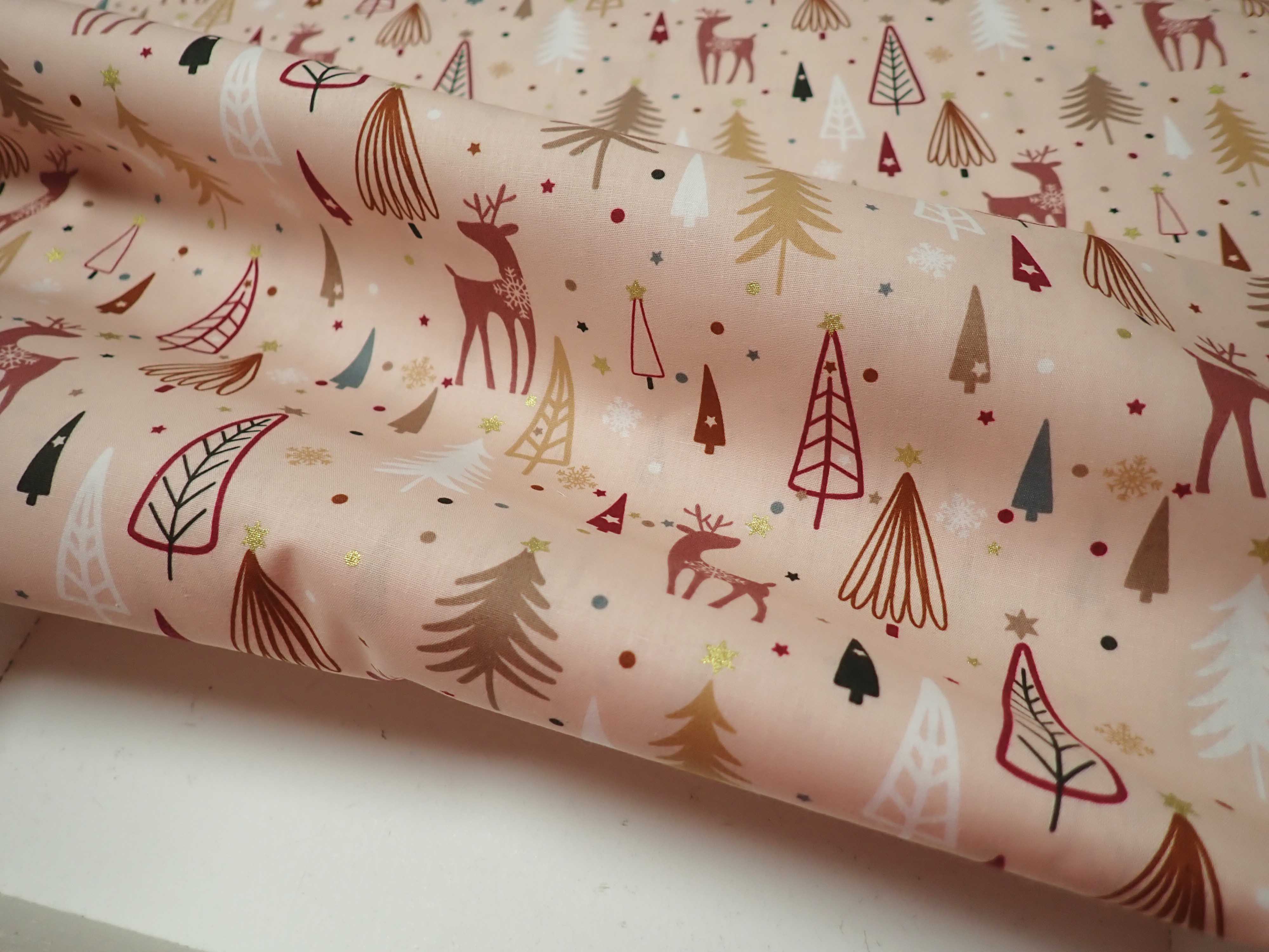 LÁTKA - VÁNOČNÍ - POPELÍN - STROMEČKY