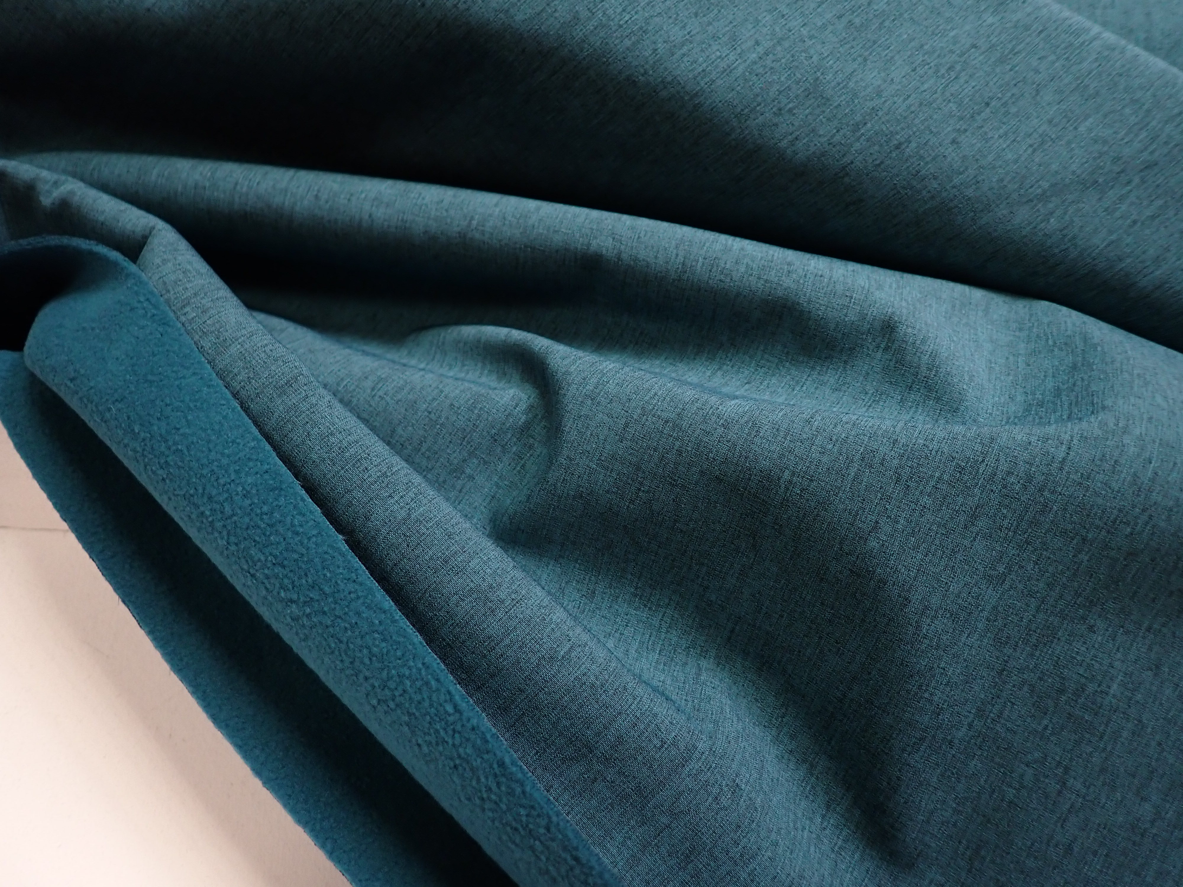 LÁTKA - ZIMNÍ SOFTSHELL - ŽÍHANÝ PETROLEJOVÝ